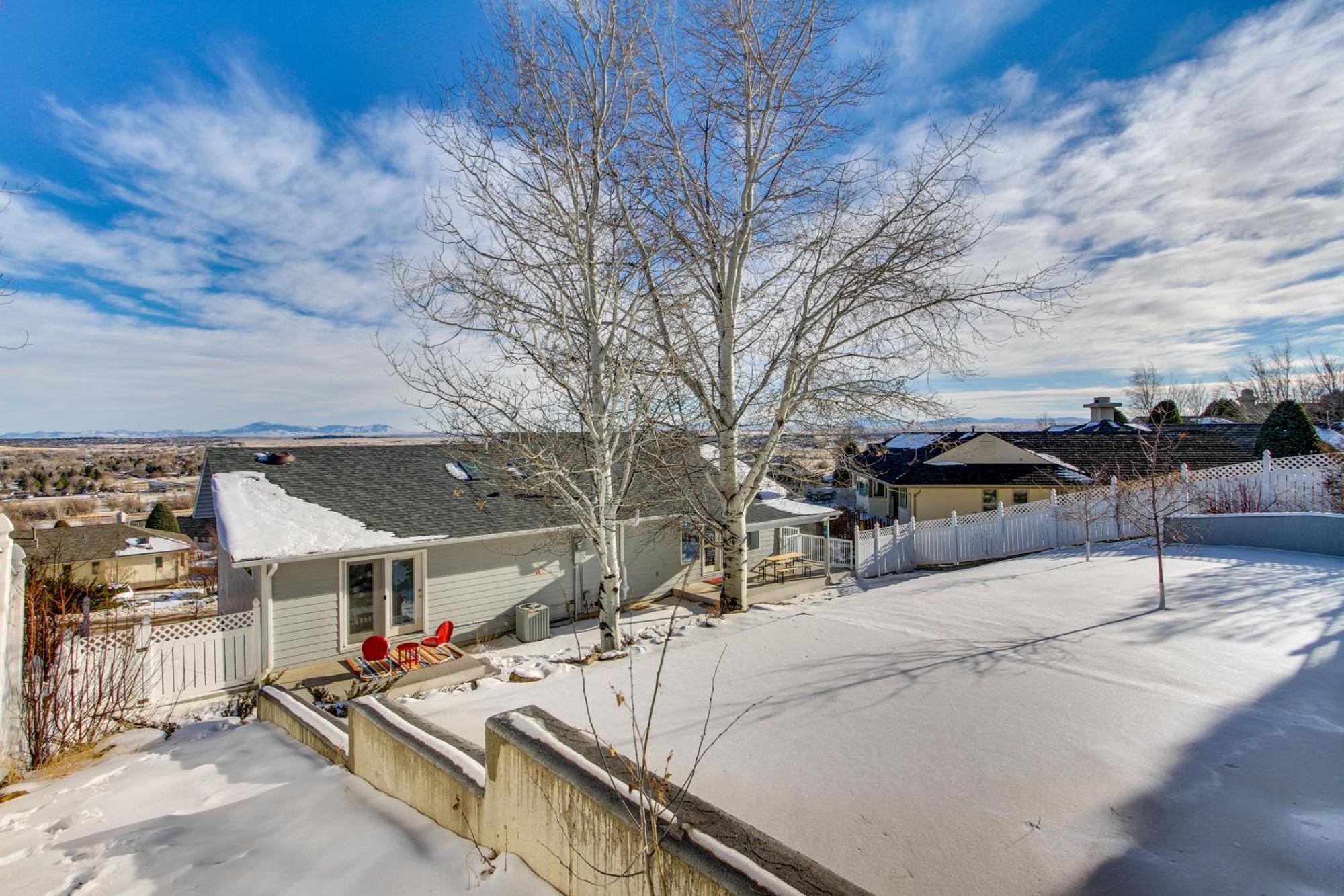 Inviting Great Falls Home With Wraparound Deck! Eksteriør billede