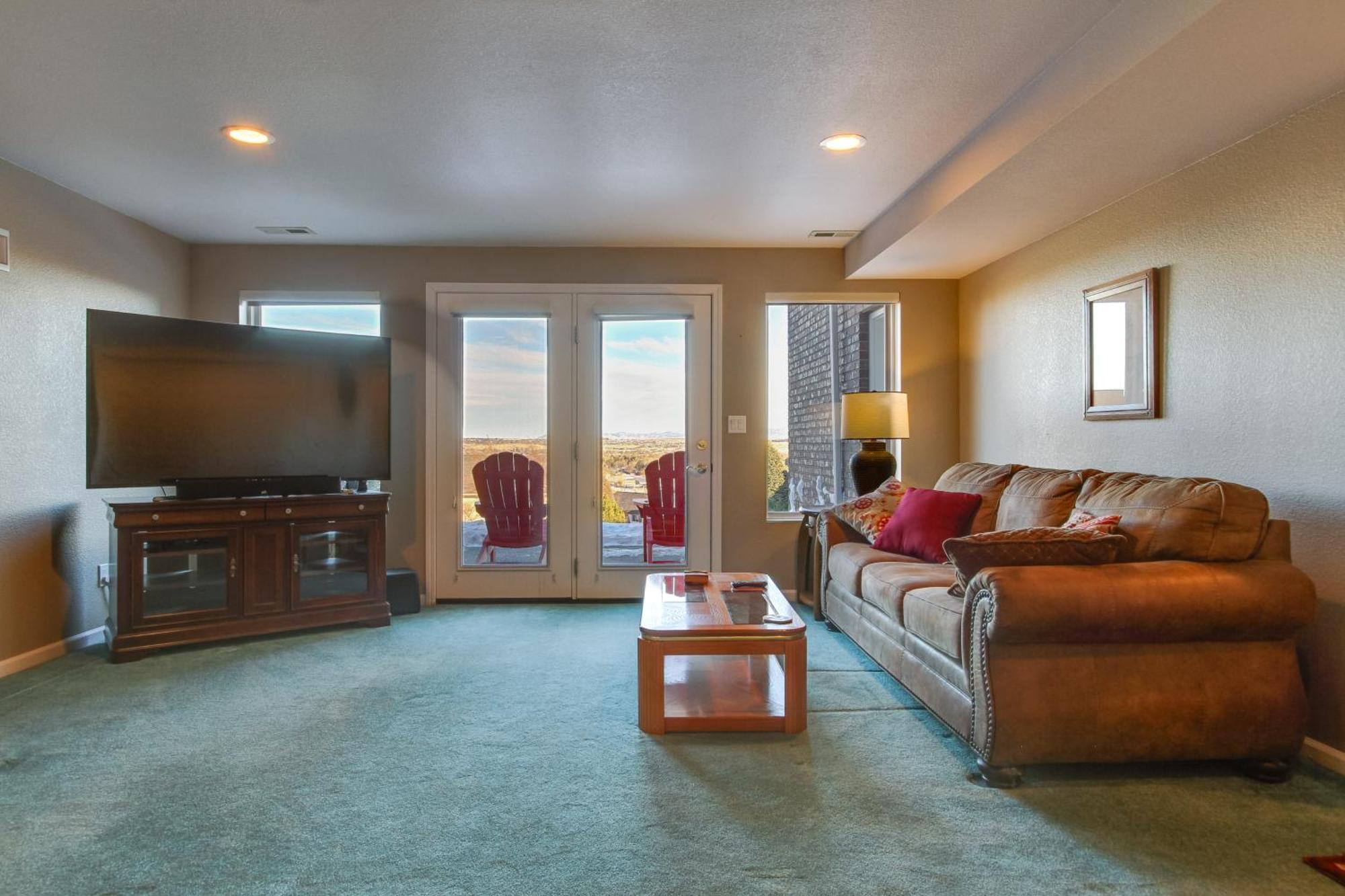 Inviting Great Falls Home With Wraparound Deck! Eksteriør billede