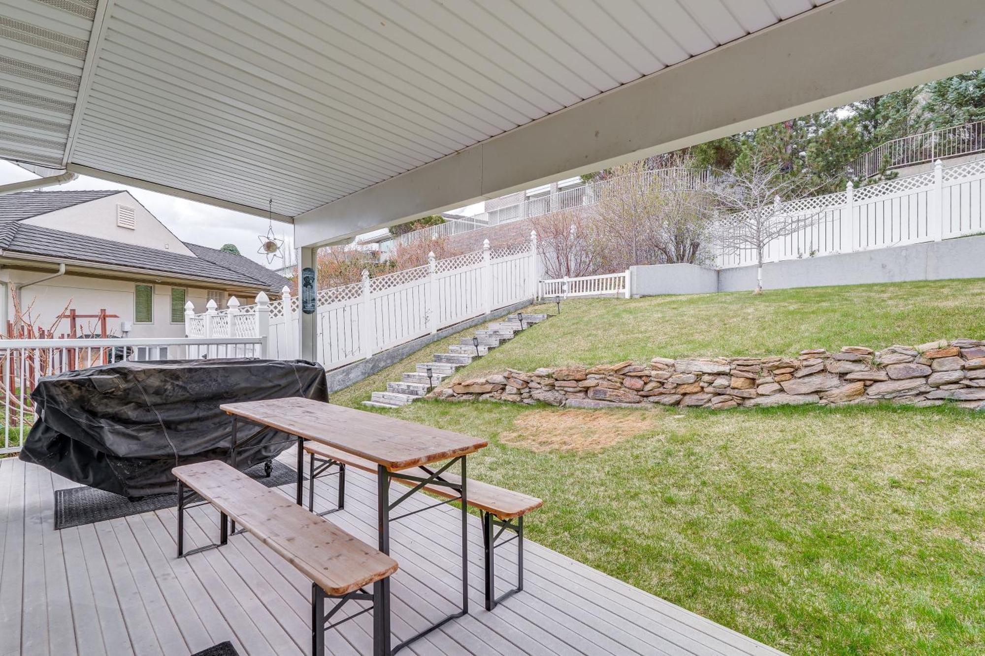 Inviting Great Falls Home With Wraparound Deck! Eksteriør billede