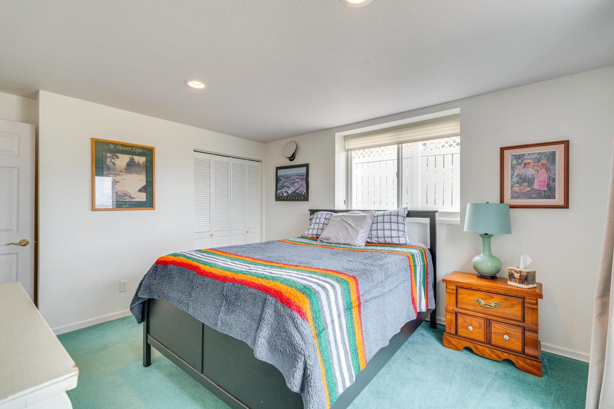Inviting Great Falls Home With Wraparound Deck! Eksteriør billede