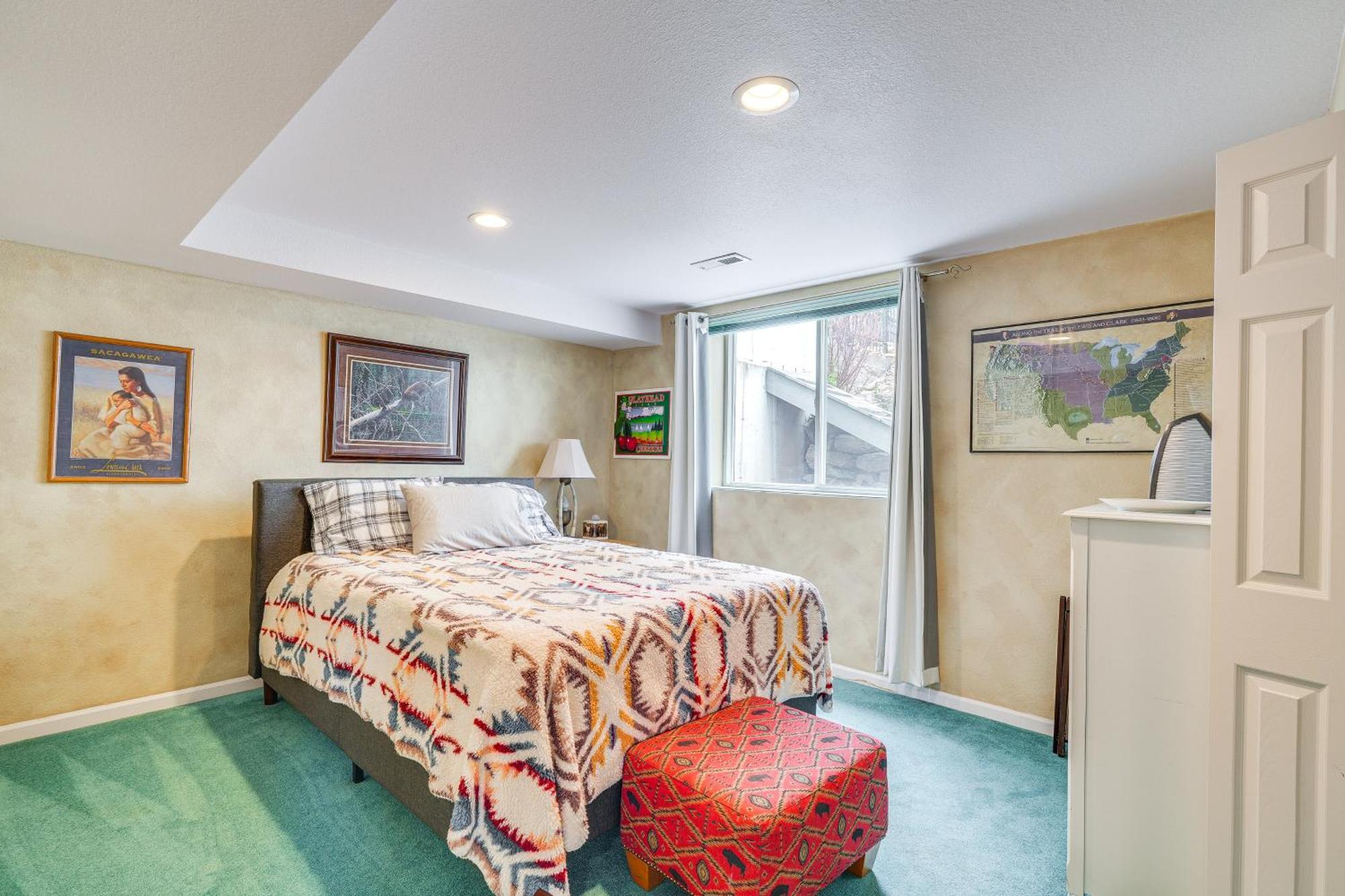 Inviting Great Falls Home With Wraparound Deck! Eksteriør billede