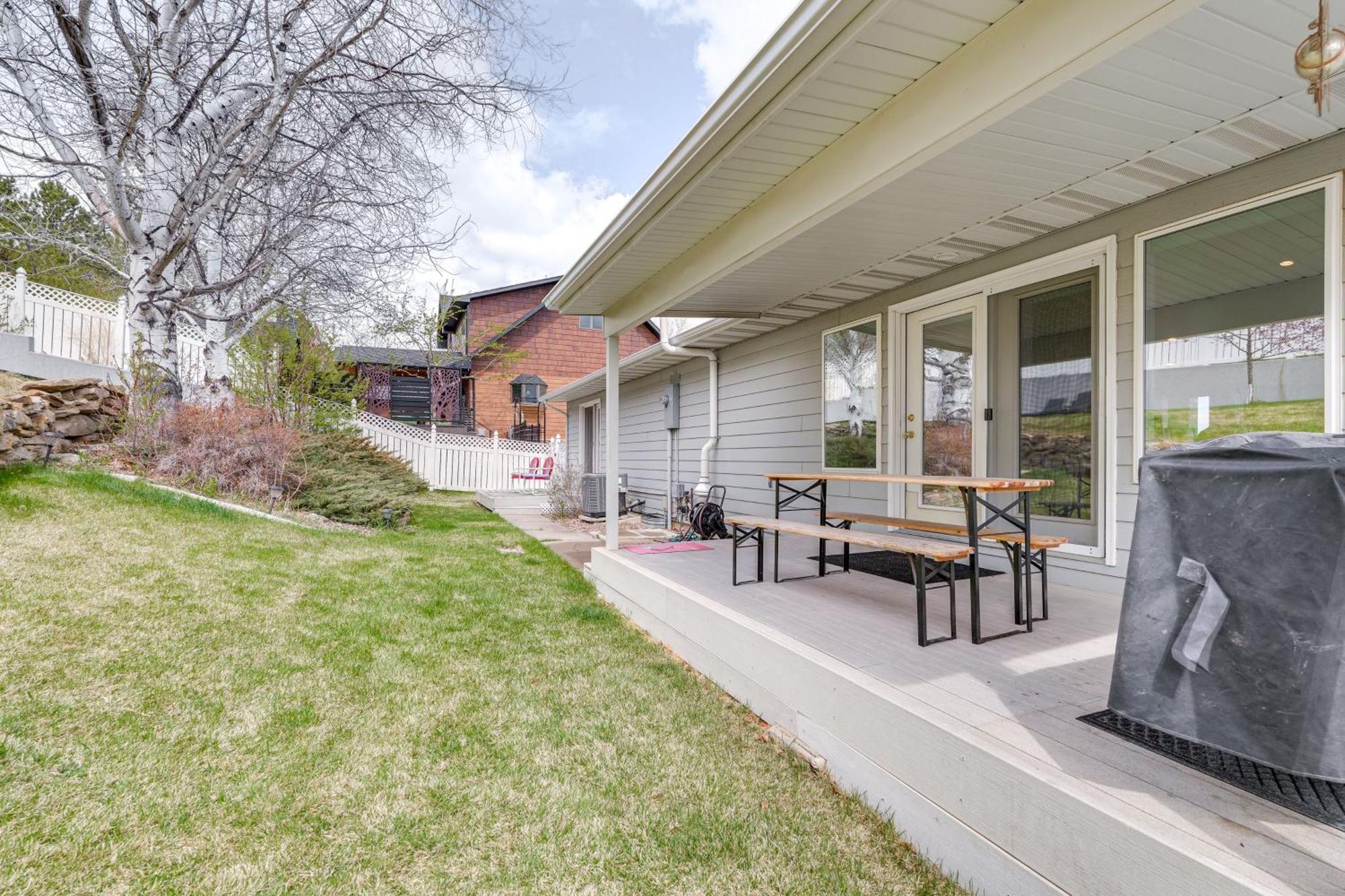 Inviting Great Falls Home With Wraparound Deck! Eksteriør billede